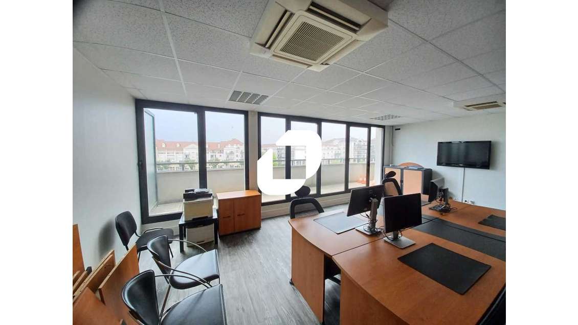 Vente Bureaux 36m² Bussy saint georges