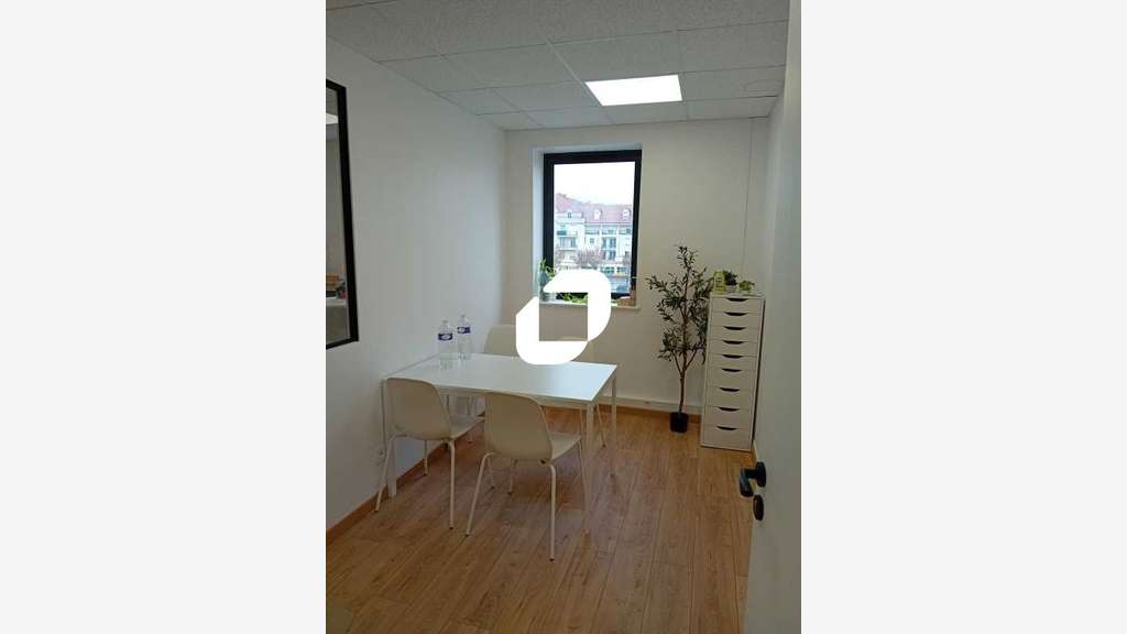 Vente Bureaux 64m² Bussy saint georges