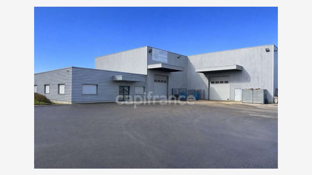 AV bâtiment industriel 1528m² zone artisanale Buxy