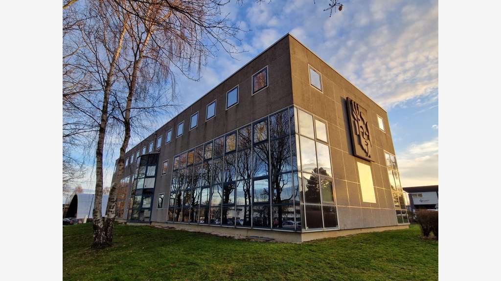 Immeuble de bureaux à vendre au Nord de Caen