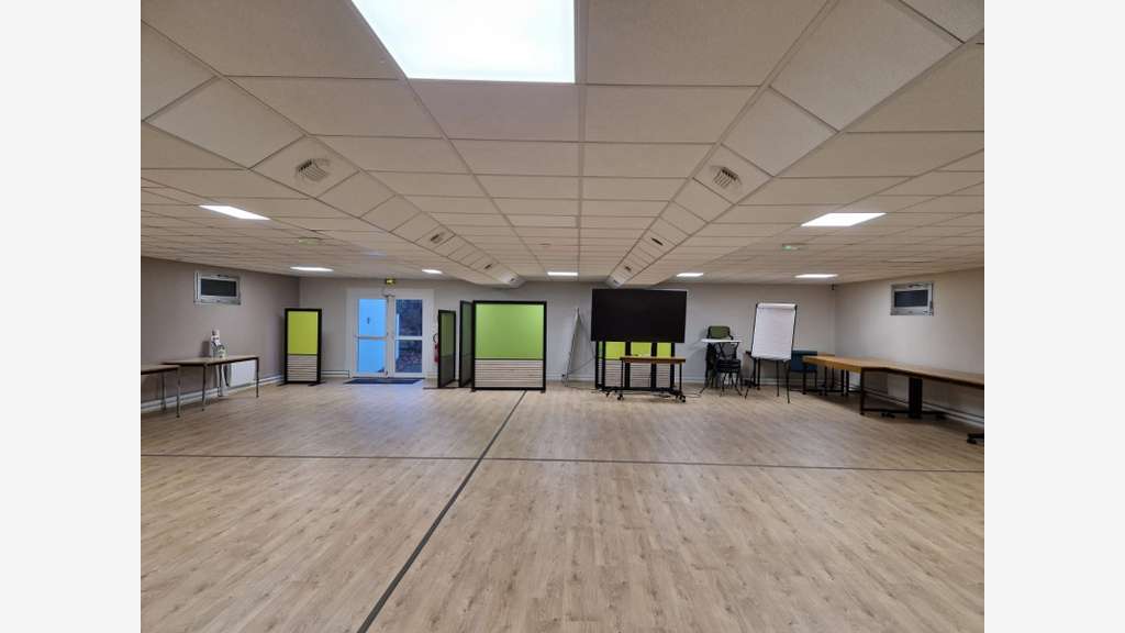 Immeuble de bureaux à vendre au Nord de Caen