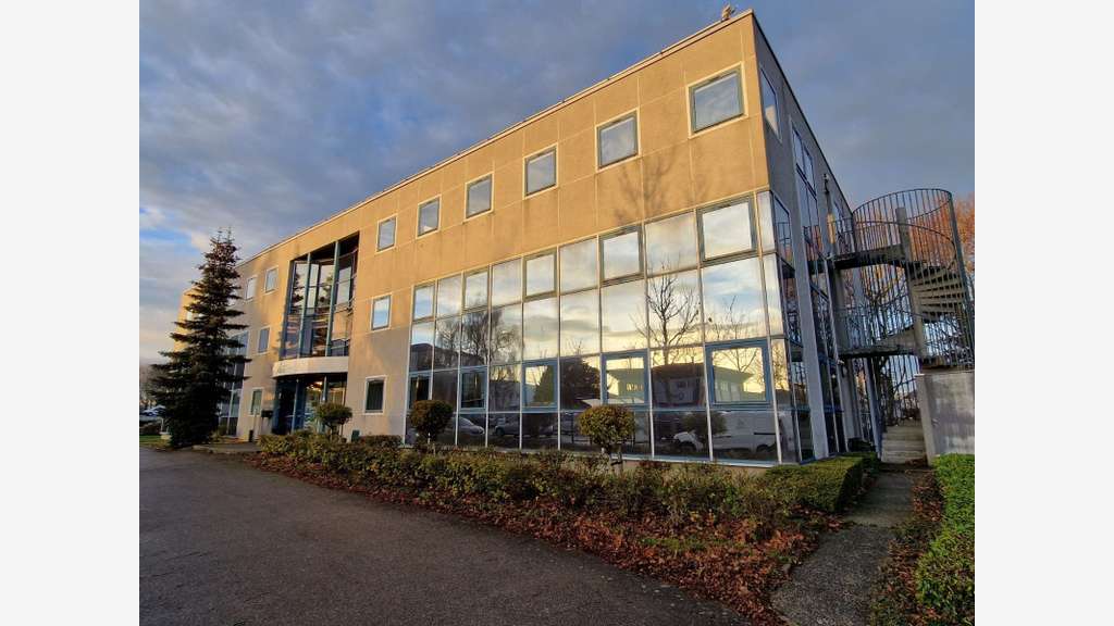 Immeuble de bureaux à vendre au Nord de Caen