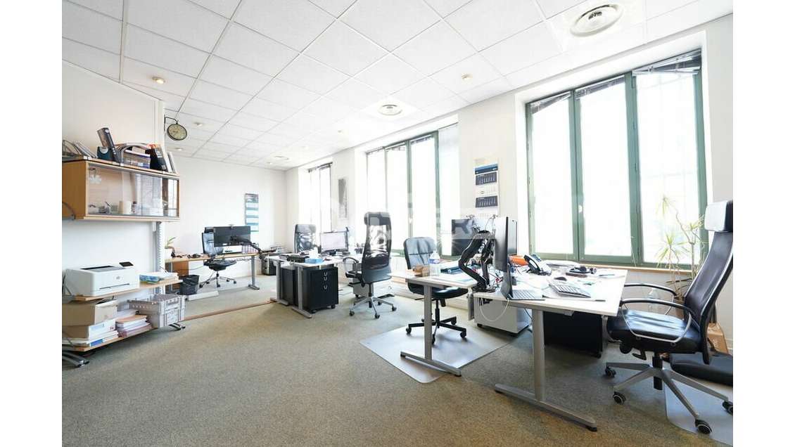 Vente bureaux RDC 111m² à Caluire-et-Cuire