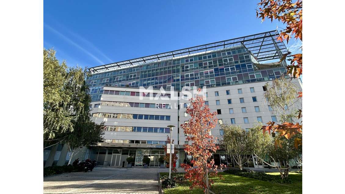 Plateau de bureaux à partir de 160m² R+1 à Caluire