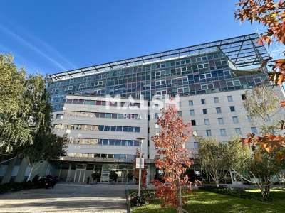 Plateau de bureaux à partir de 160m² R+1 à Caluire