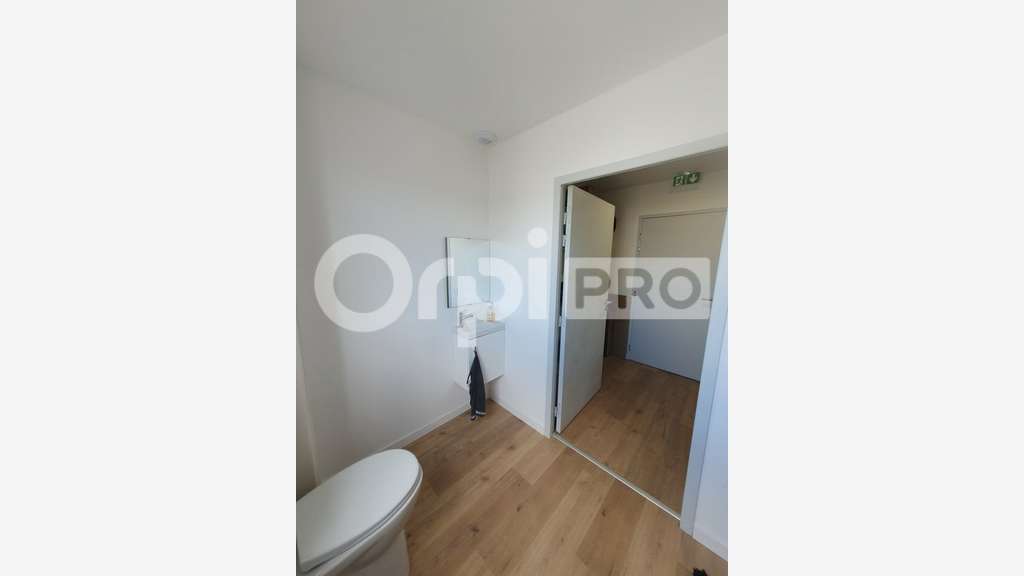 Vente bureaux/local professionnel 117m² Calvisson
