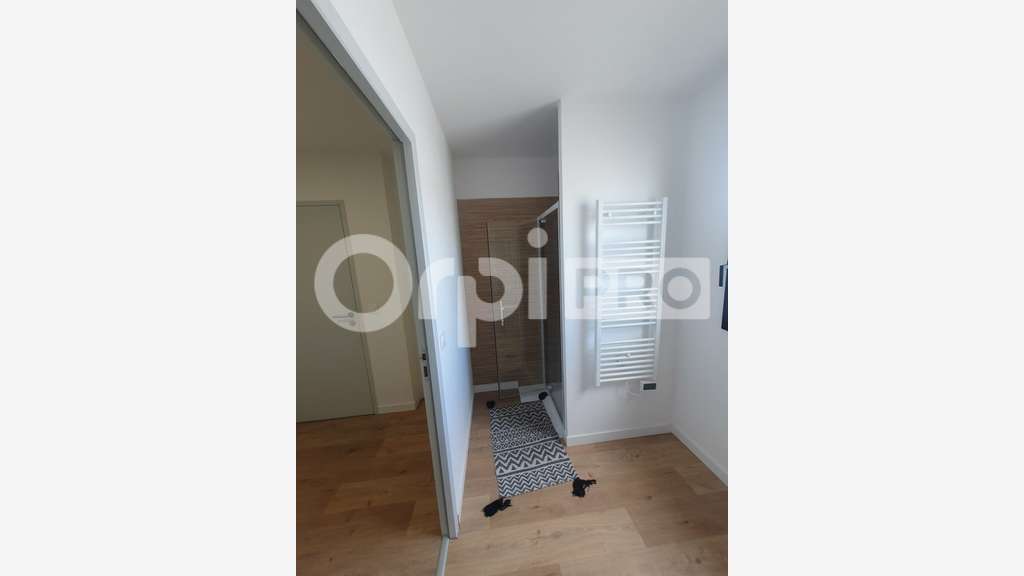 Vente bureaux/local professionnel 117m² Calvisson