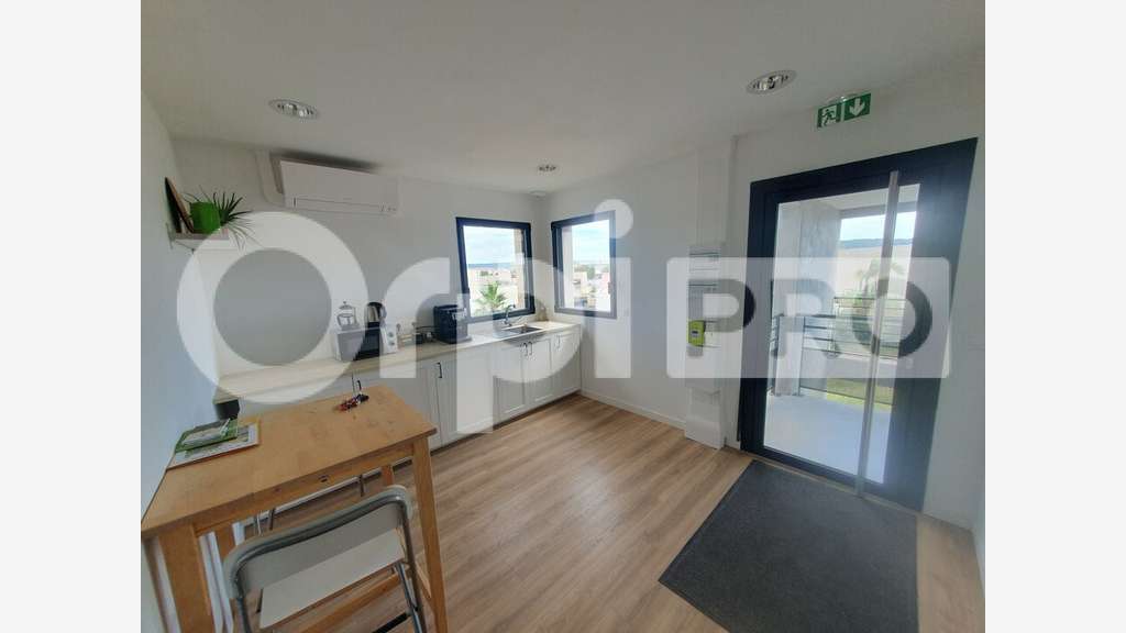 Vente bureaux/local professionnel 117m² Calvisson