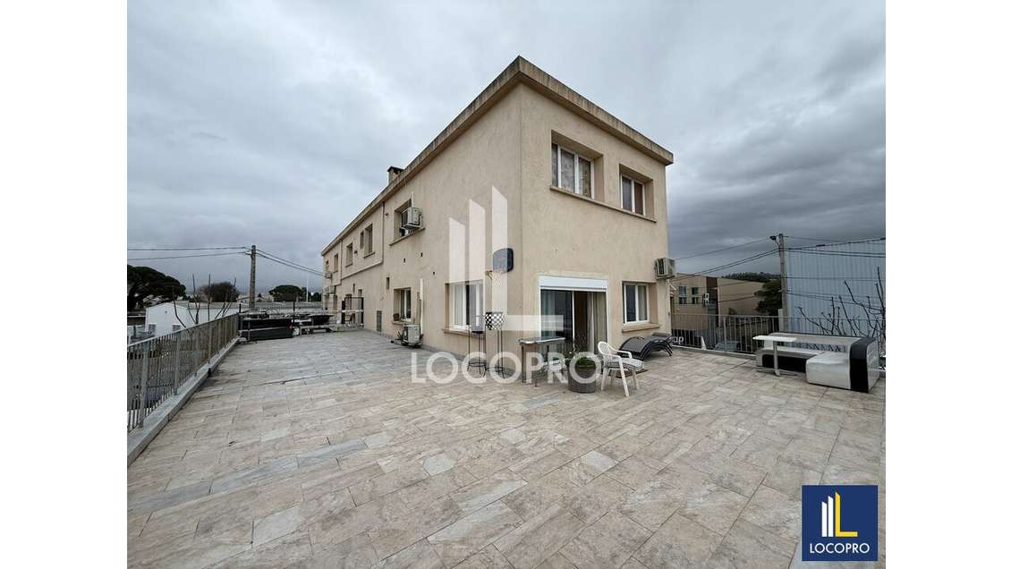 Vente bureaux de 480m² en ZI de Cannes la Bocca