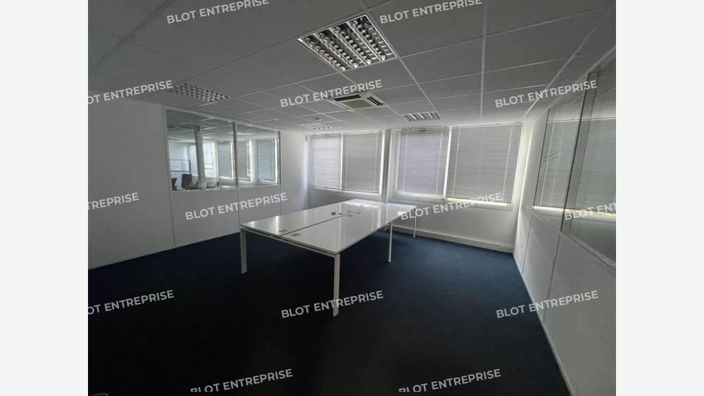 Bureaux 283m² à Carquefou La Fleuriaye