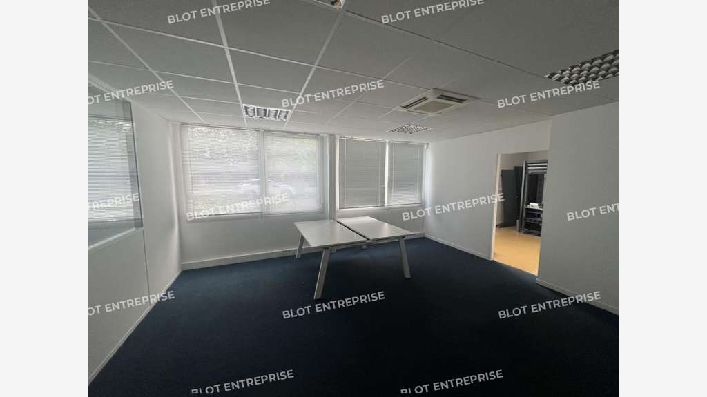 Bureaux 283m² à Carquefou La Fleuriaye