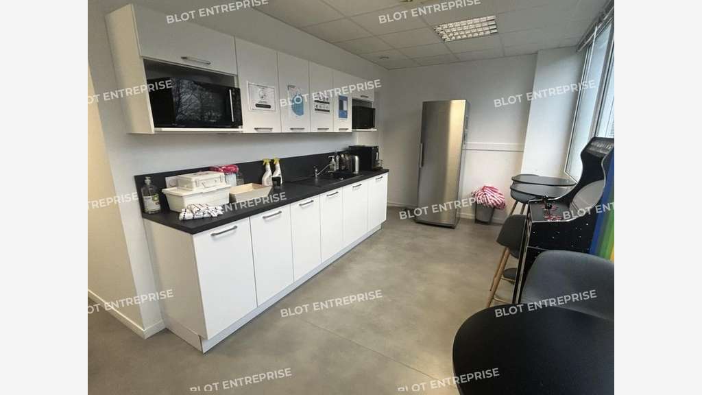 Bureaux 283m² à Carquefou La Fleuriaye