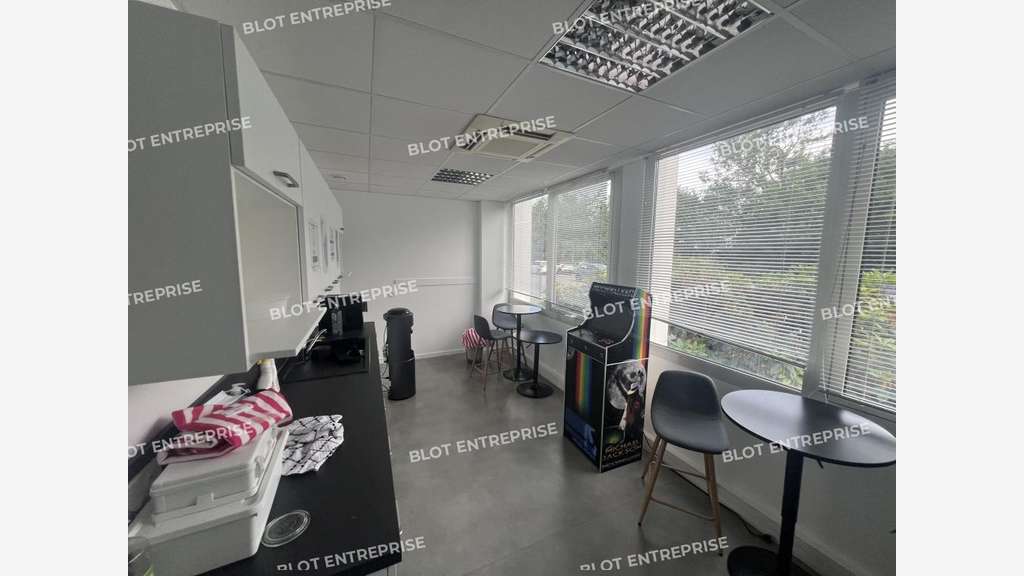 Bureaux 283m² à Carquefou La Fleuriaye