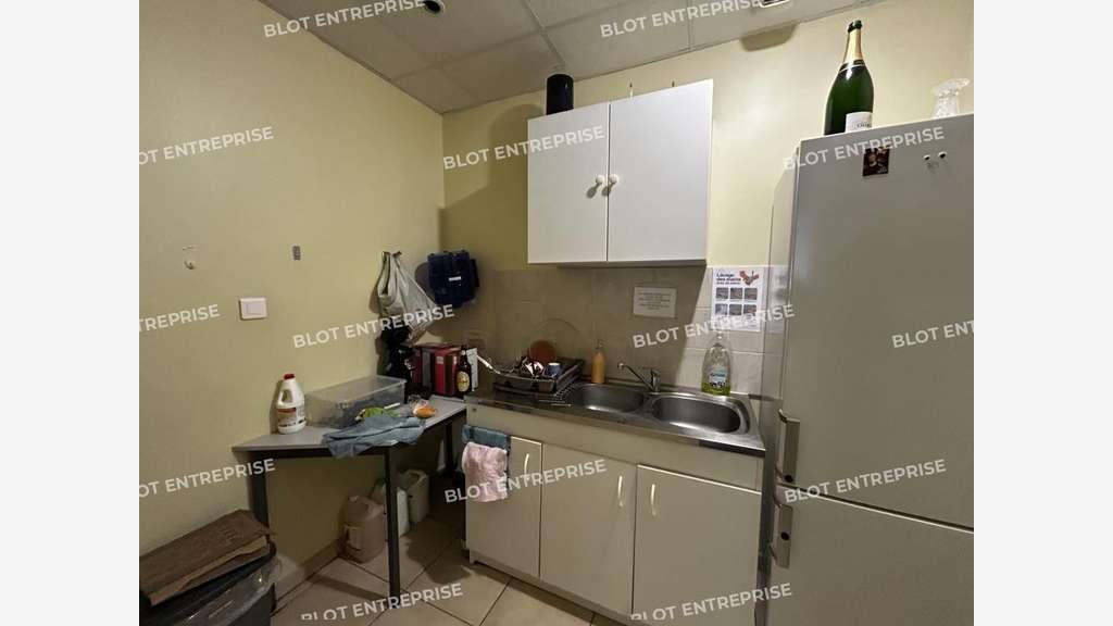 A vendre bureaux de 370m² à Carquefou