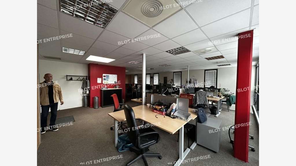 A vendre bureaux de 370m² à Carquefou