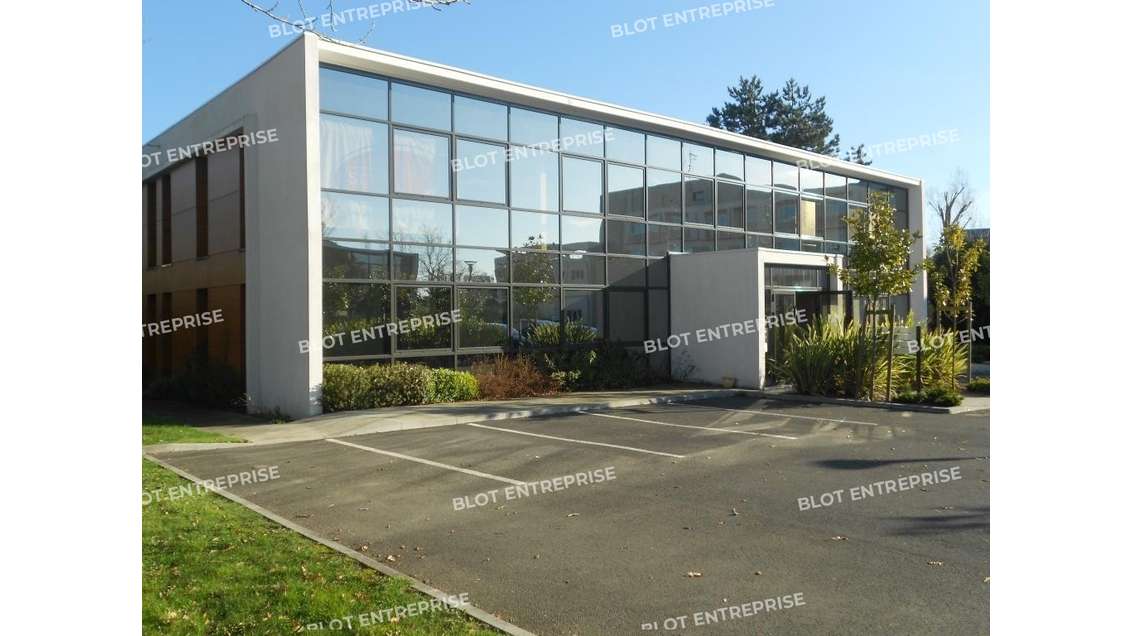 A vendre bureaux de 370m² à Carquefou