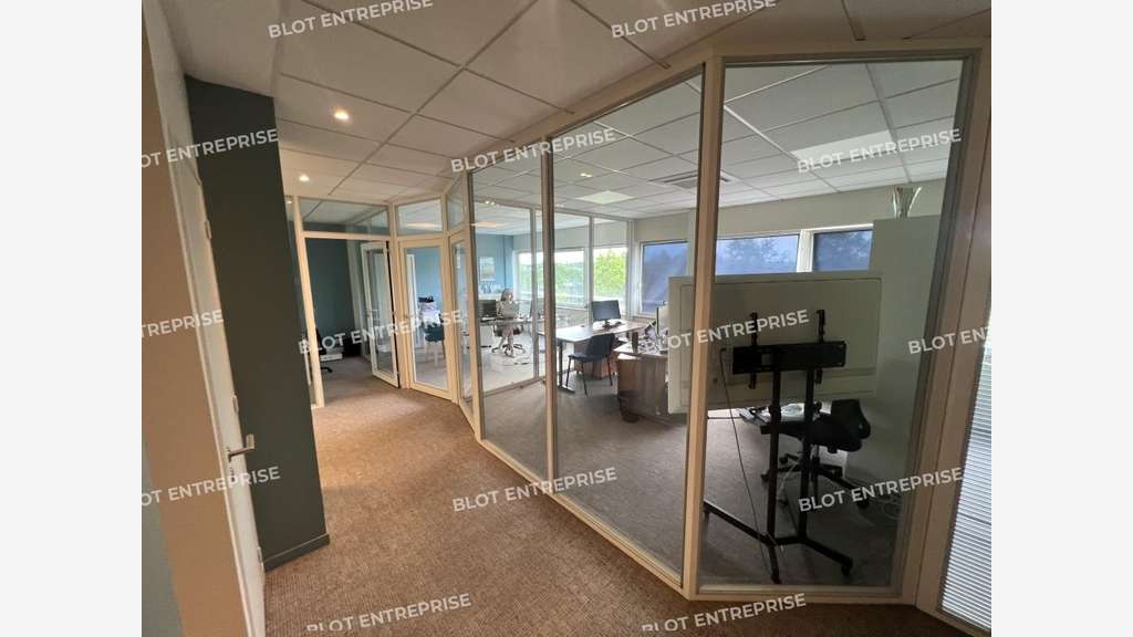 À vendre bureaux 364m² à Carquefou, La Fleuriaye