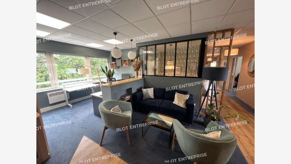 À vendre bureaux 364m² à Carquefou, La Fleuriaye