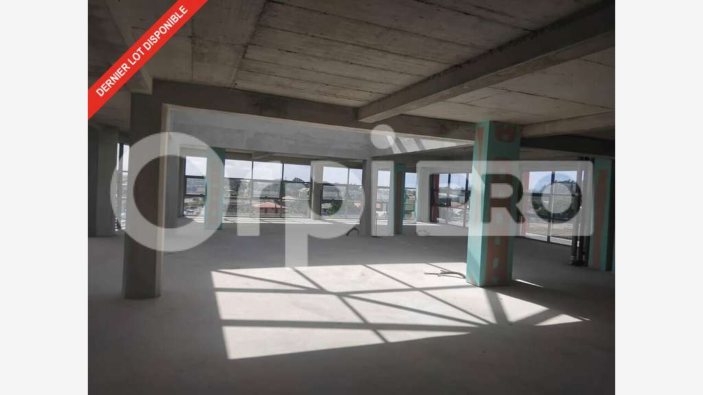 Bureau à vendre entre Cayenne et Montjoly
