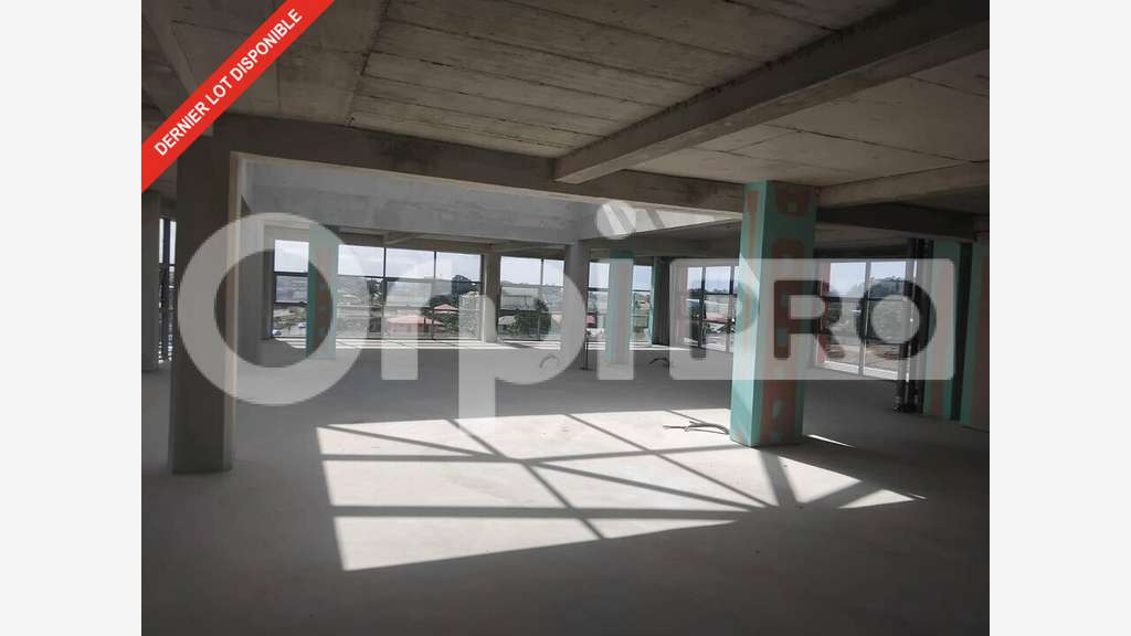 Bureau à vendre entre Cayenne et Montjoly