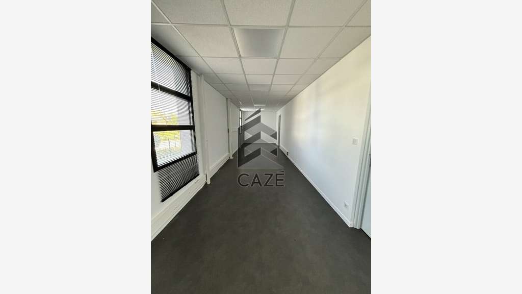 Bureaux de 415m² à vendre à Cenon prox rocade