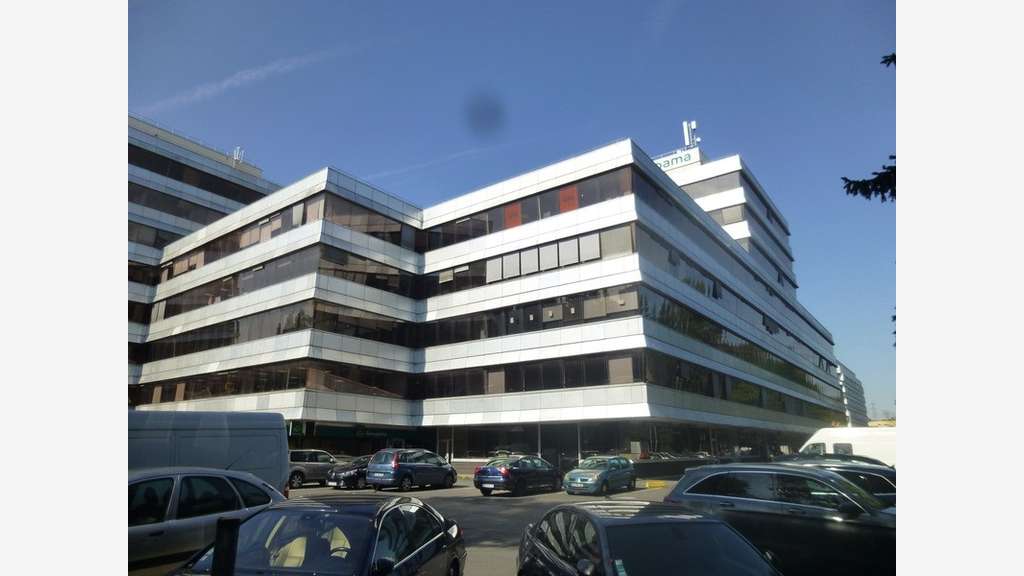 Bureau très lumineux 37m² à vendre à Cergy  A15 