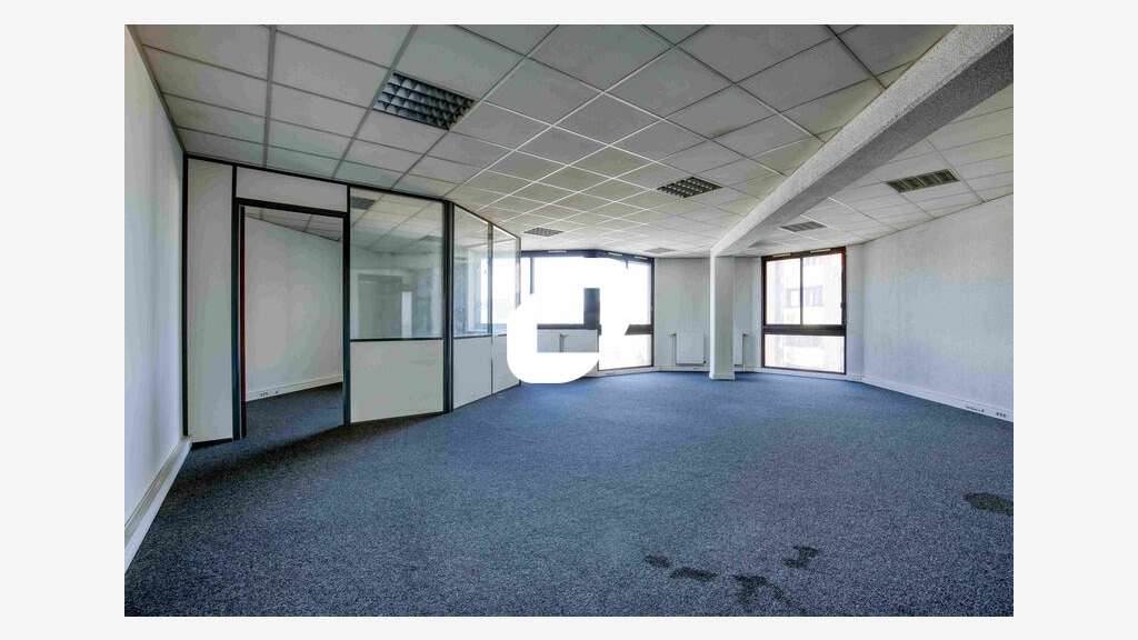 Vente Bureaux 245m² Cergy