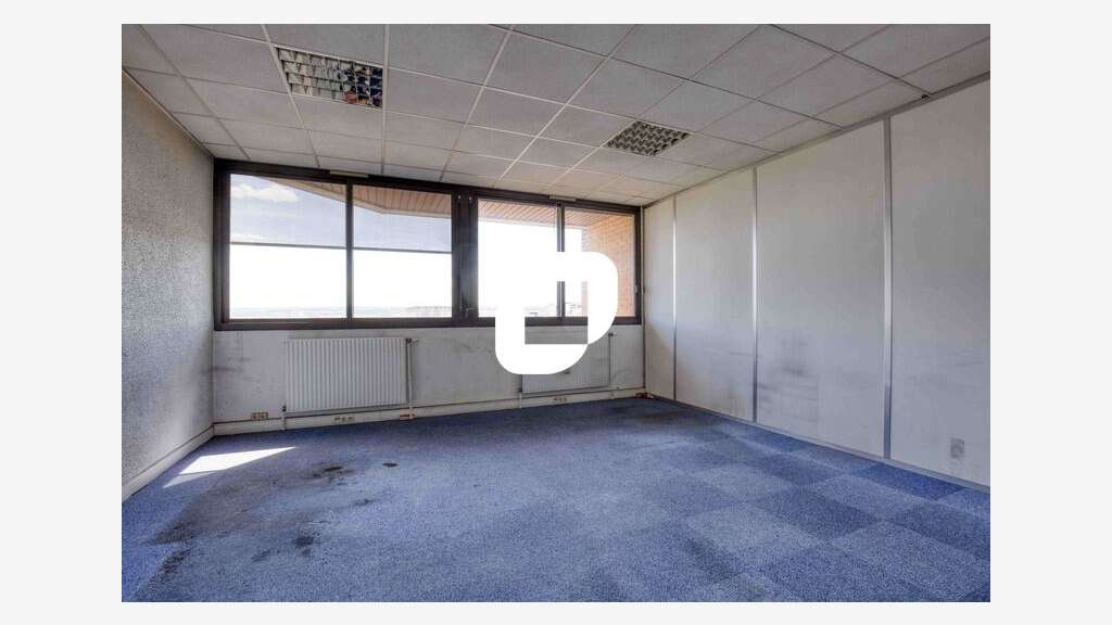 Vente Bureaux 90m² Cergy