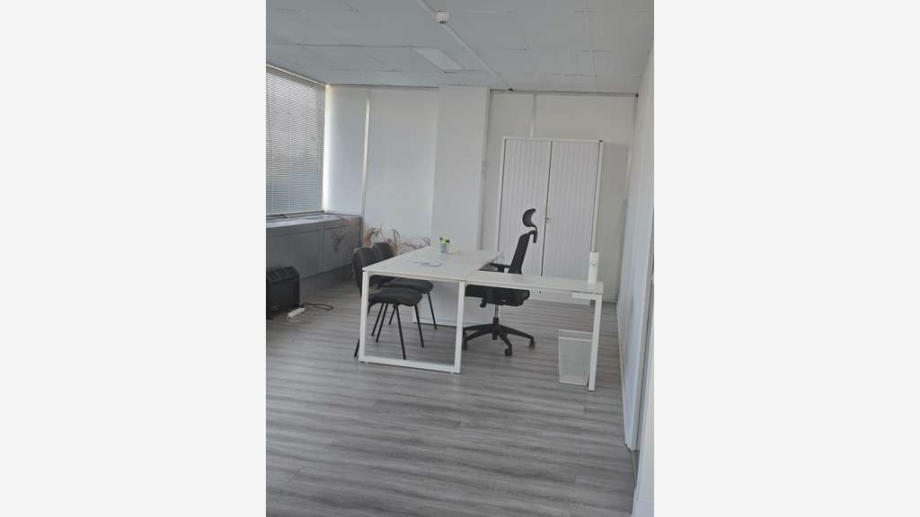 Vente  local bien ensoleillé 53m² sur Cergy