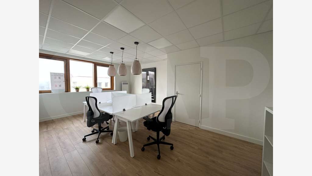 Vente bureaux 148m² R+1 à Rennes Ecopole sud-est