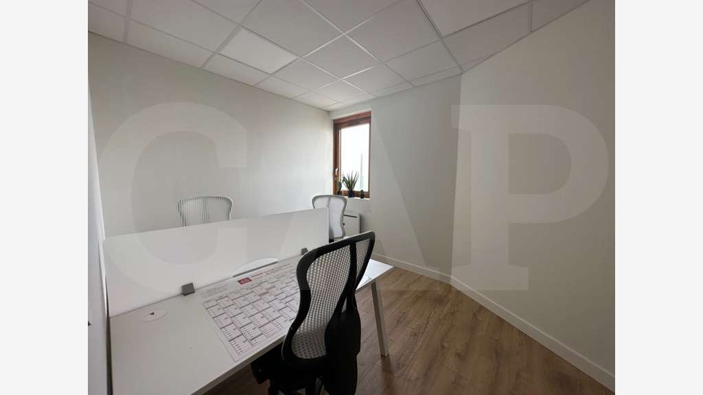Vente bureaux 148m² R+1 à Rennes Ecopole sud-est
