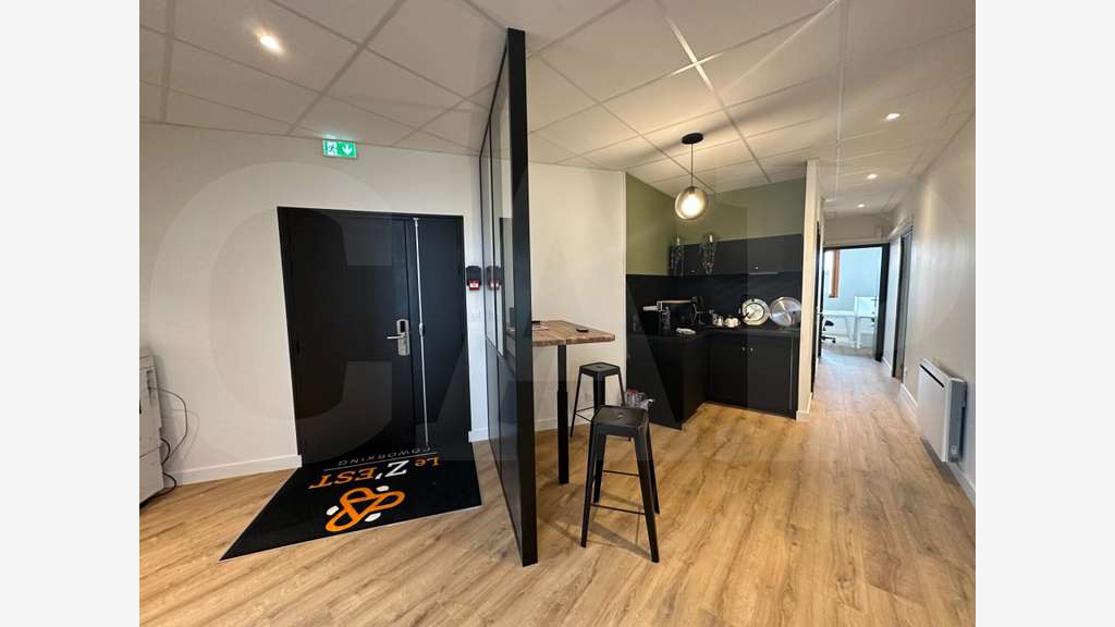 Vente bureaux 148m² R+1 à Rennes Ecopole sud-est