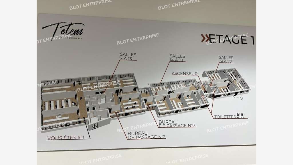 À vendre bureaux 1690m² à Cesson-Sévigné