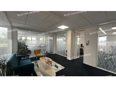 Vente Bureaux à Cesson-Sévigné