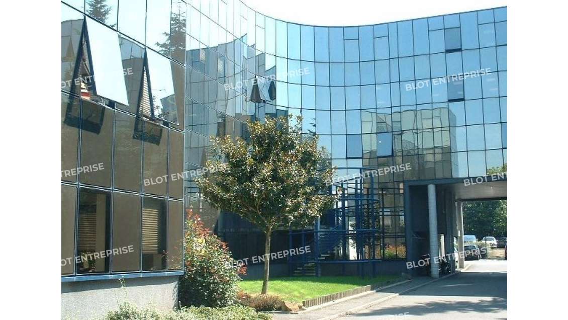 Vente bureaux 294m² accès PMR à Cesson-Sévigné