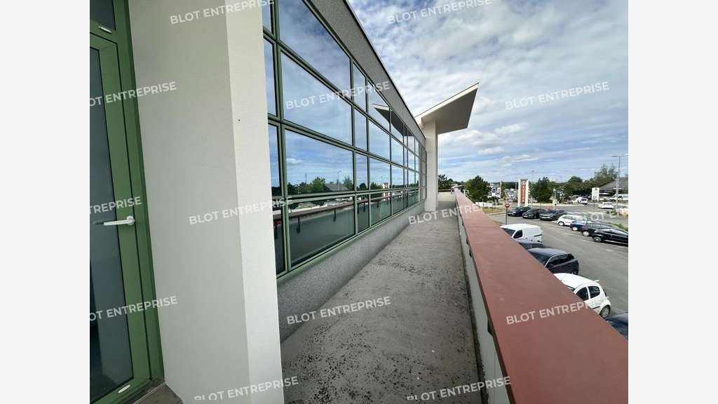 A VENDRE - BUREAUX 48 m² - CESSON-SEVIGNE