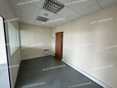 A VENDRE - BUREAUX 48 m² - CESSON-SEVIGNE