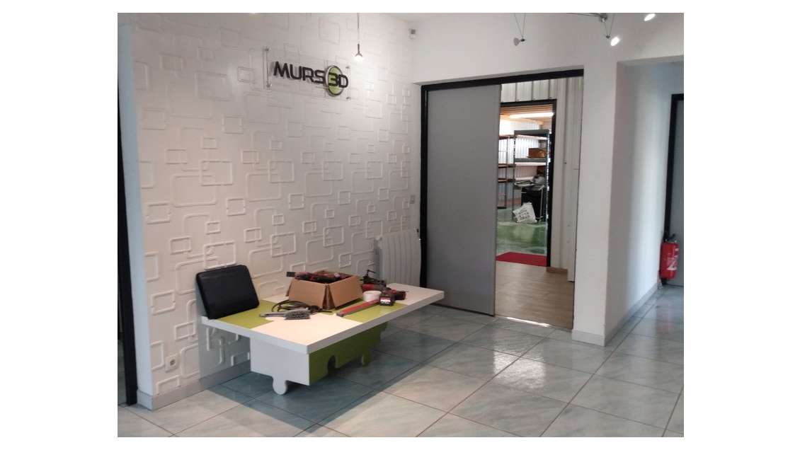 Ateliers et bureaux à vendre à Challes-les-Eaux