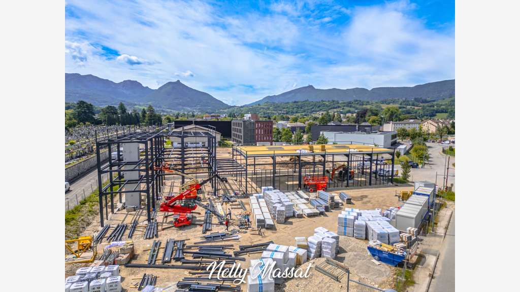 Bureau de 217.24m² à vendre à Chambéry Bissy (73)