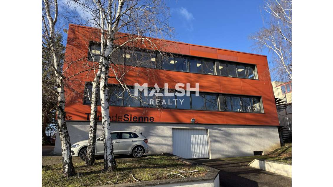 Vente bureaux 97m² à Champagne-au-Mont-d'Or