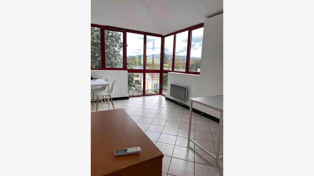 AV bureau de 91m² à 200m² à Champagne au Mont d'Or