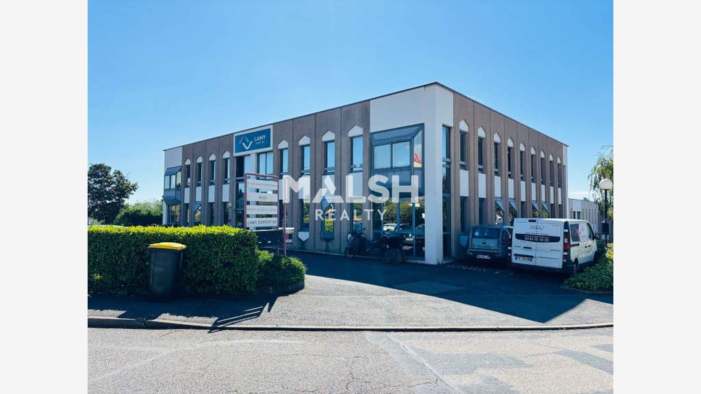 Bureaux à vendre 182m² à Champagne au Mont d'Or