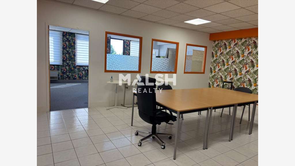 Bureaux à vendre 182m² à Champagne au Mont d'Or