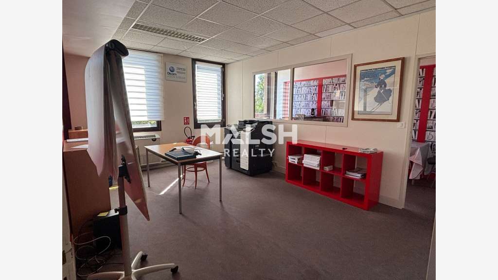 Bureaux à vendre 182m² à Champagne au Mont d'Or