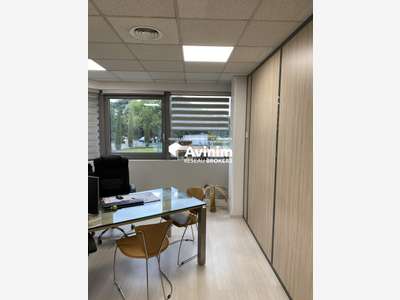 LOCAUX ACTIVITE TECHLID CHAMPAGNE AU MONT D OR