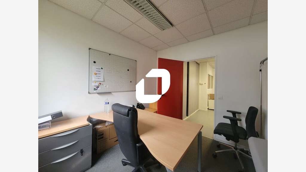Vente Bureaux 95m² Champlan