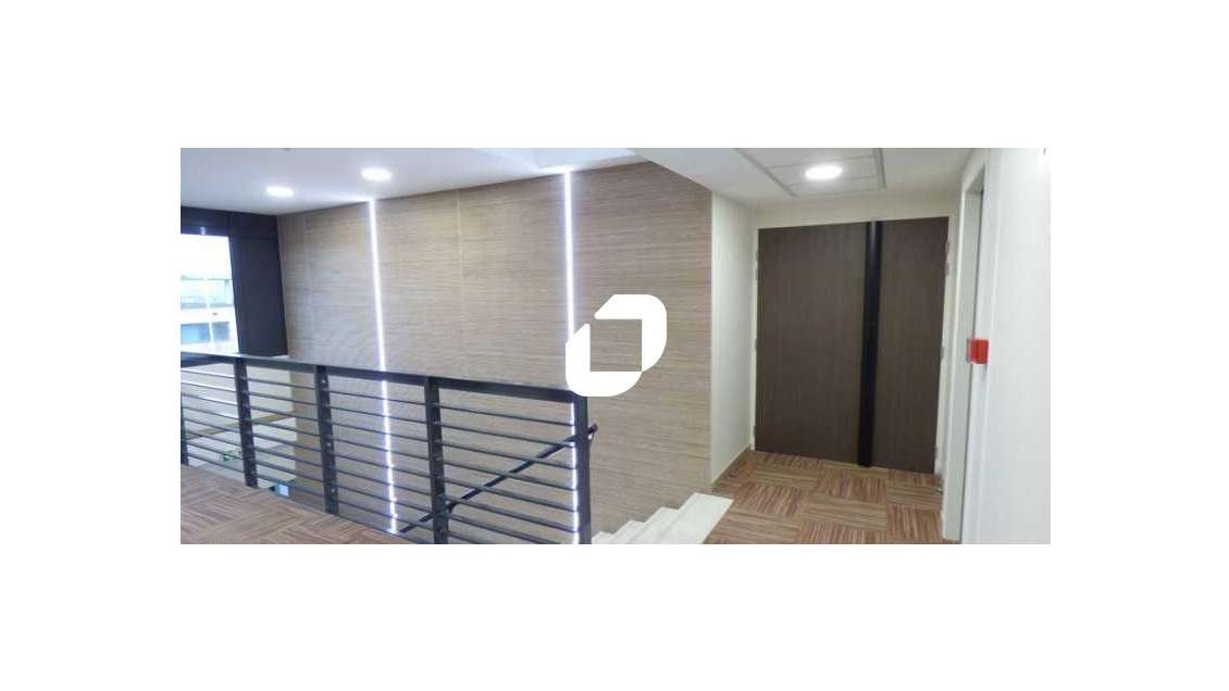Vente Bureaux 665m² Champs sur marne