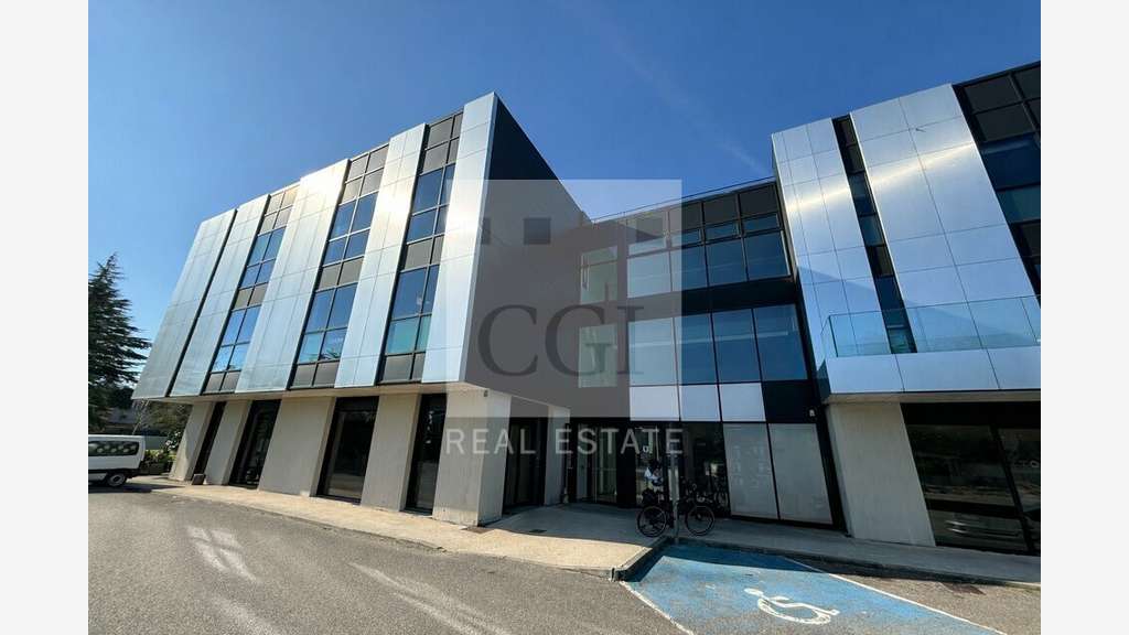 A vendre bureaux de 110m² dans l'ouest Lyonnais