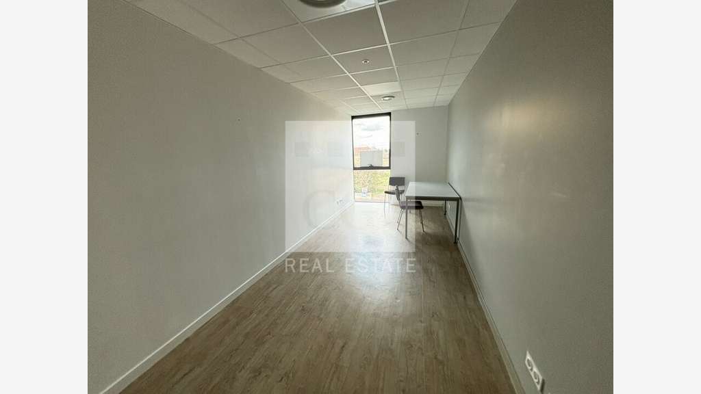 A vendre bureaux de 76m² à Charbonnières-les-Bains