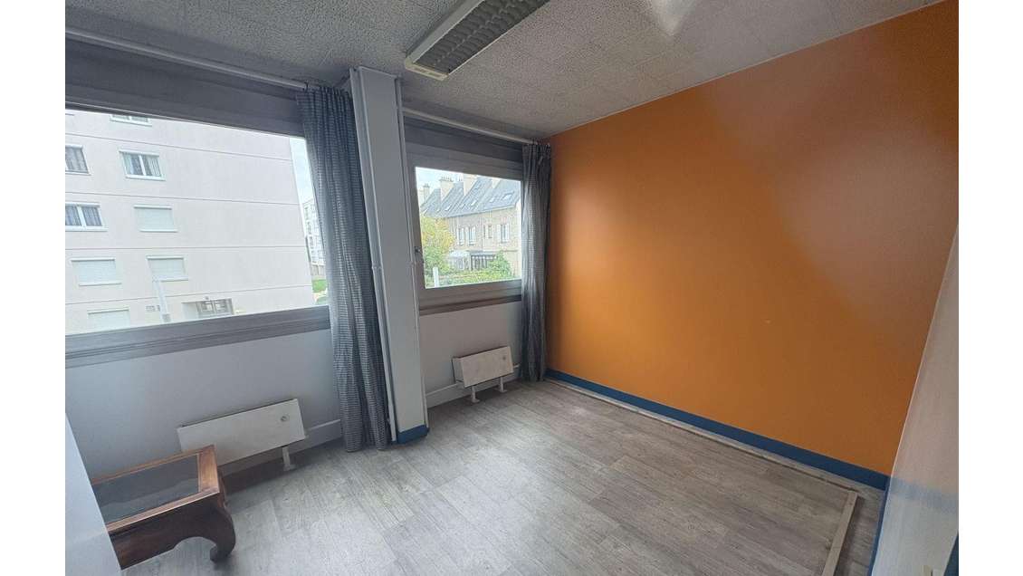 Vente bureaux 39m² Chartres proche place des Epars